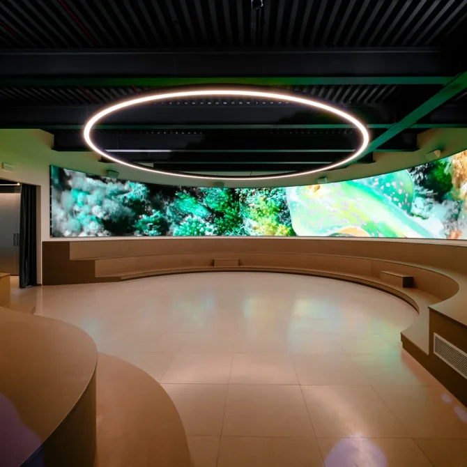 scalo-milano-buero-glorious-meetingroom-vortragssaal