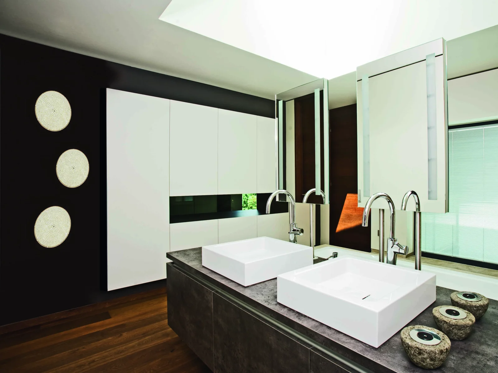 BATHROOM APPLICATION