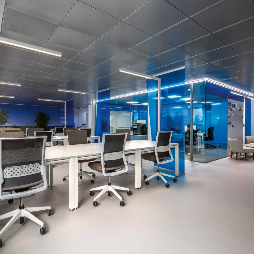 hypro-f_desk-freistehend-stehleuchte-1