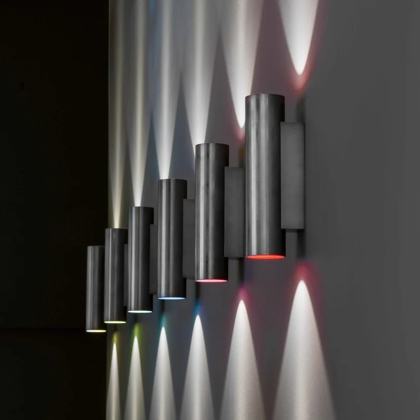 invader-wall-anbau-strahler-2