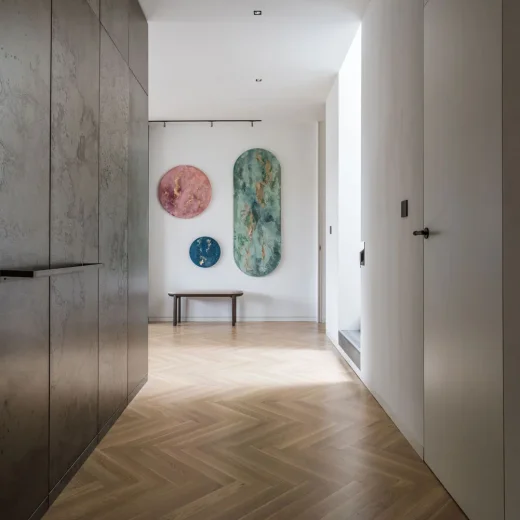 private-residence-gang-treppe-leuchte-imagine-minimal-track