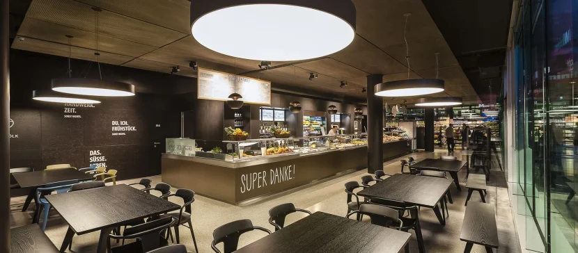 prolicht_ibox_hotspot_super_sign_03_baguette_sowi_innsbruck_2015
