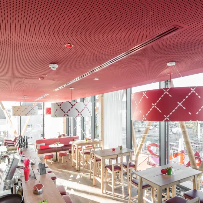 prolicht_vapiano_invader_9710_lr