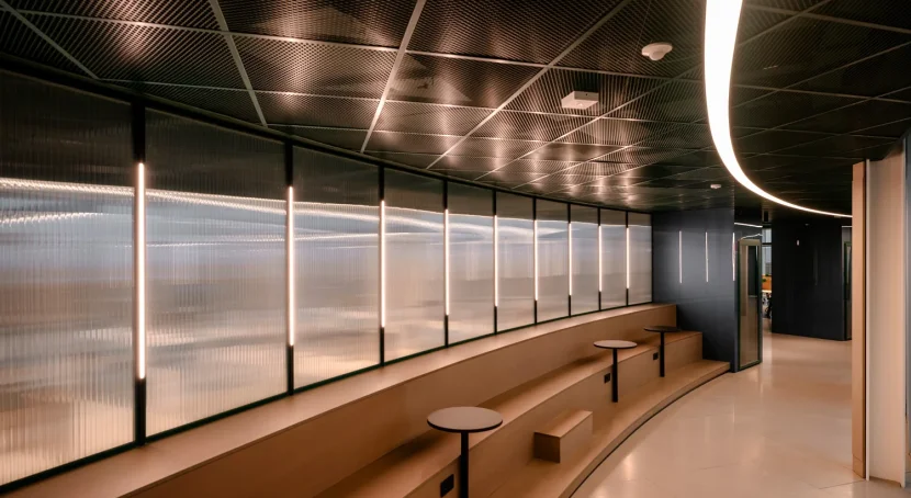 scalo-milano-buero-superg-gang-kojen-meetingroom
