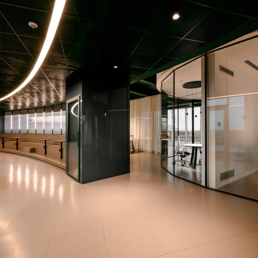 scalo-milano-buero-superg-meetingroom-gang