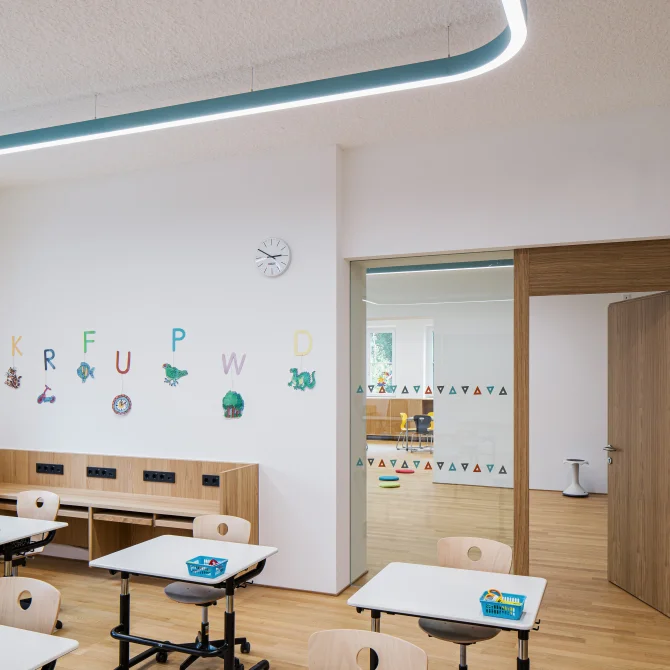 volksschule-scho-nwies-tabernig-zierl-architekten-christian-flatscher-07_ret