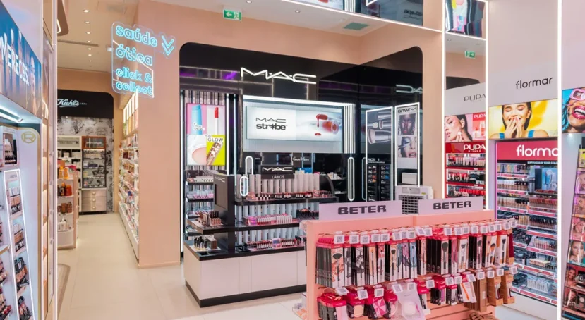 wells-garrett-einkaufszentrum-retail-spot-verkaufsbereich-magiq-centriq-imagine-mechaniq-slider