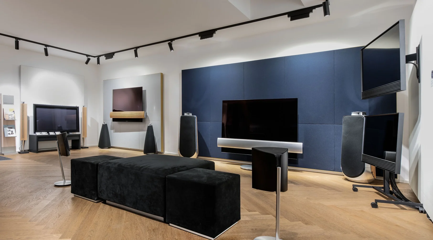 Bang & Olufsen