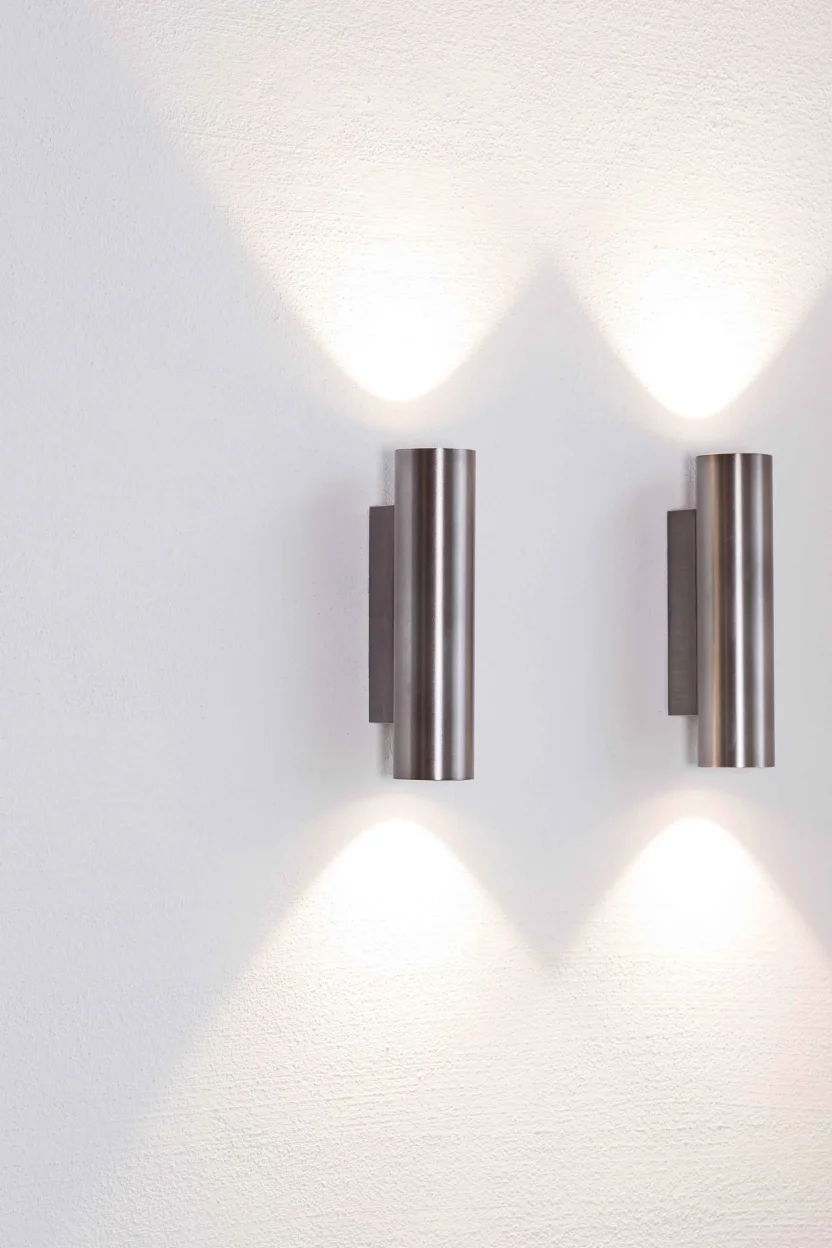 invader-wall-anbau-strahler-5