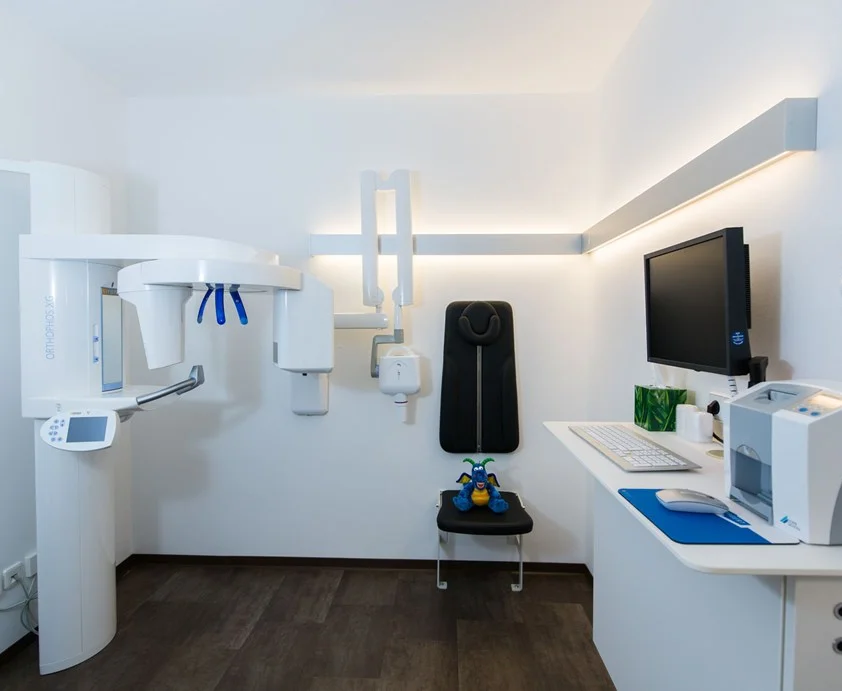 TECHNOLOGY, X-RAY & STERILIZATION AREAS | Supporting High-Tech Healthcare