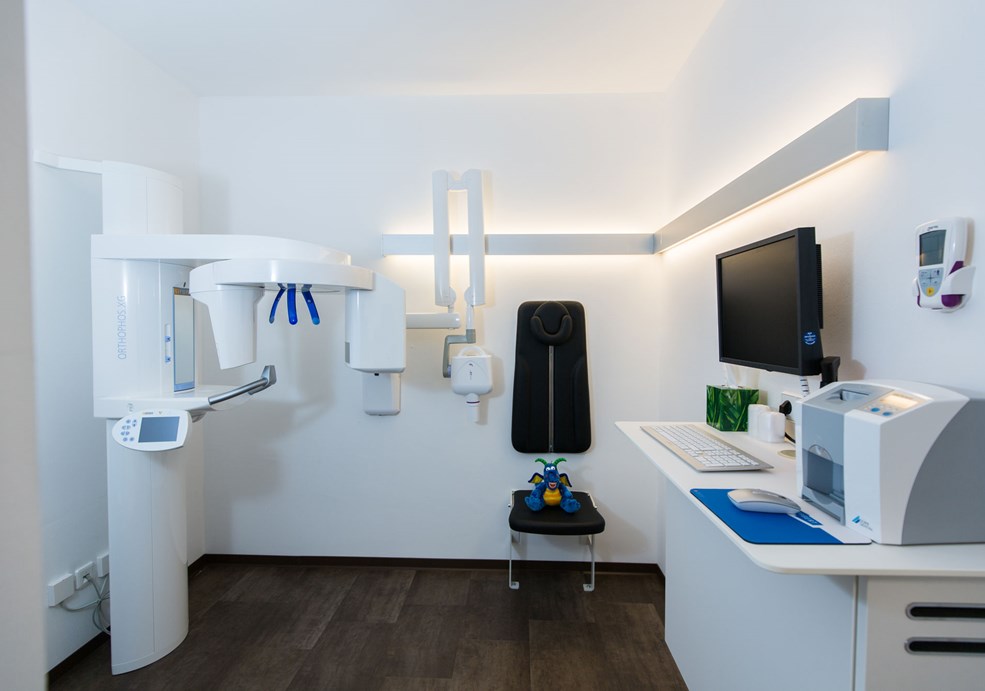 TECHNOLOGY, X-RAY & STERILIZATION AREAS | Supporting High-Tech Healthcare